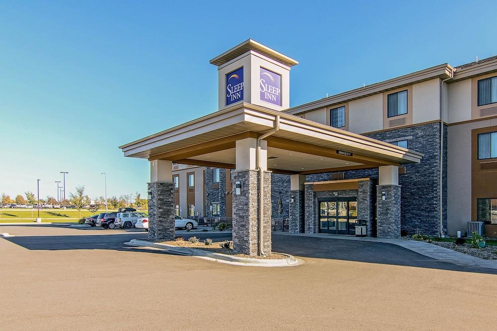 Baymont By Wyndham Flat Rock Hotell Exteriör bild